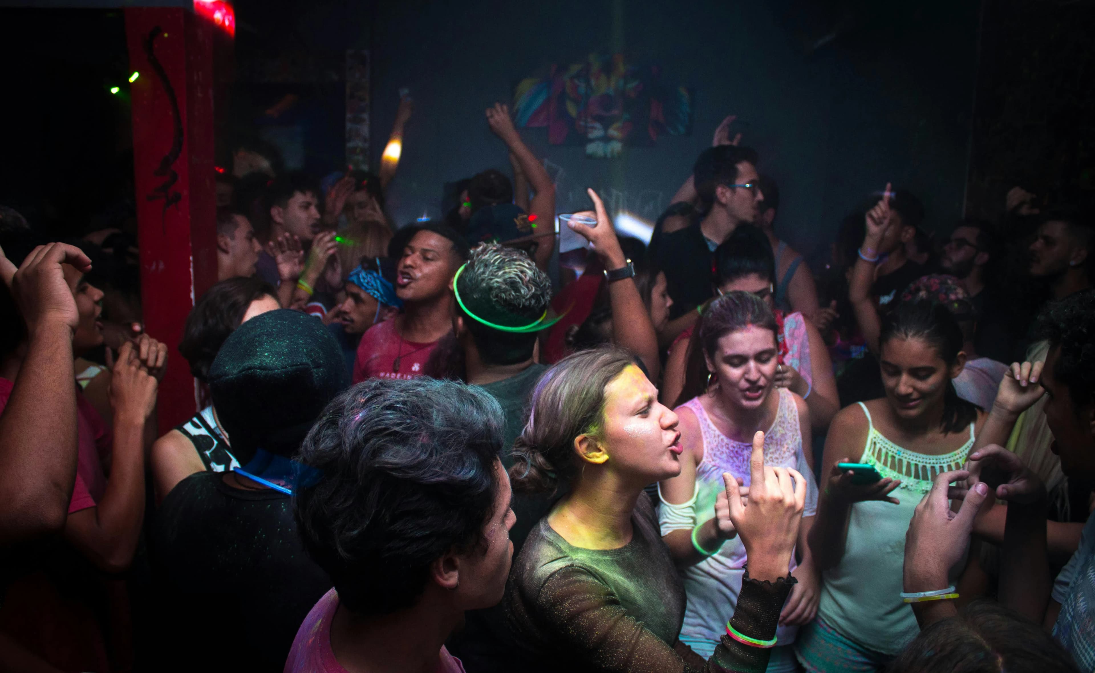 Party crowd dancing (source: pexels.com)