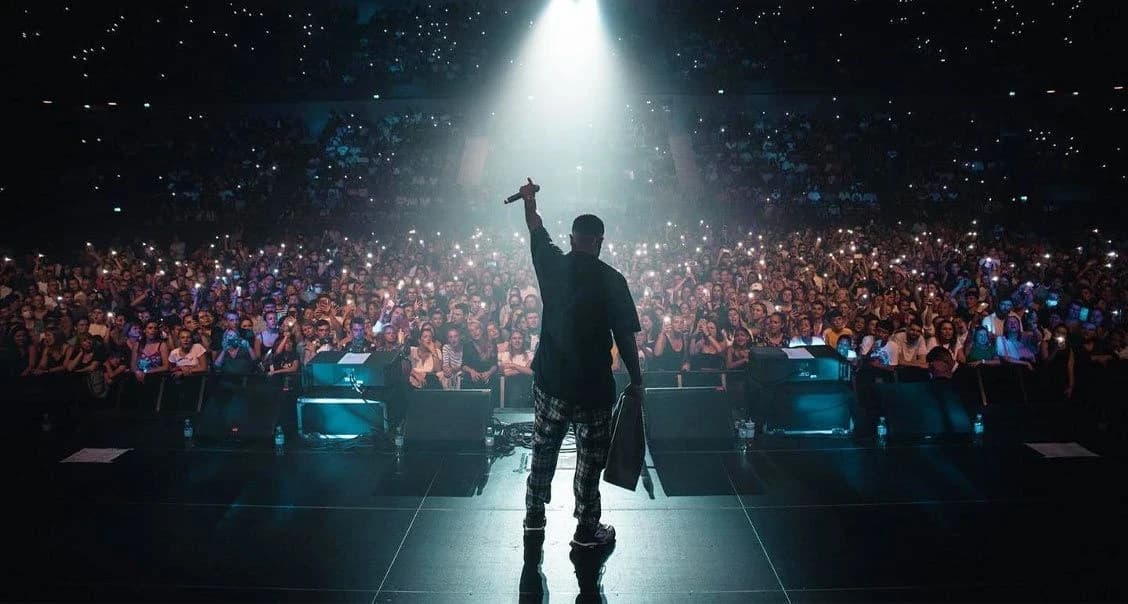 Gims Concert (source: otayo.com)