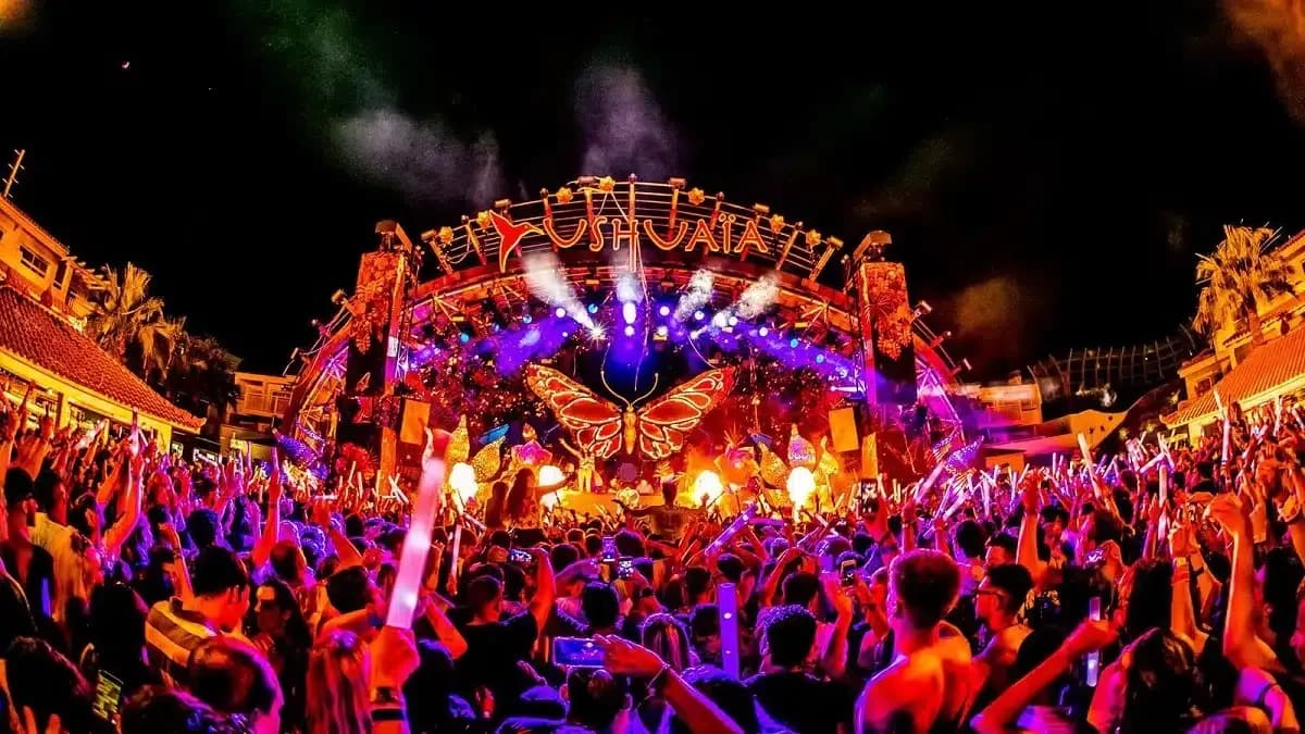 Ibiza Ushuaia Party.webp (source: voyagesautenteo.com)