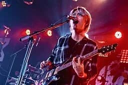One Ok Rock in Budapest performing at Dürer Kert in 2019 (source: Frank Olivér Infinite Beat, via Wikimedia Co)